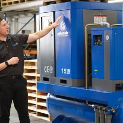 Rotary screw air compressor for laser cutting